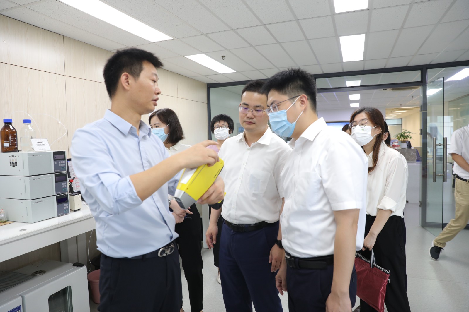 團市委領導蒞臨我司調(diào)研非公企業(yè)團建工作(圖1)